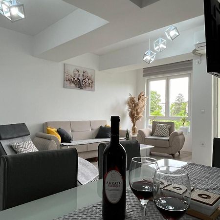 Maksim Apartments סקופיה מראה חיצוני תמונה