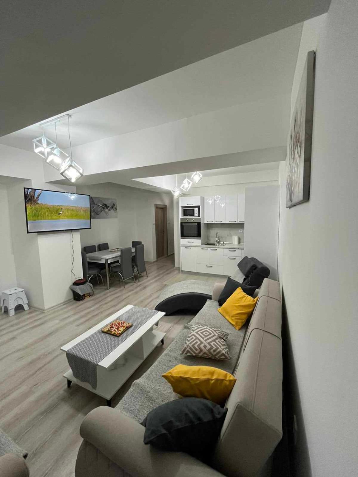 Maksim Apartments סקופיה מראה חיצוני תמונה